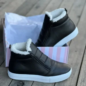Tenis Botinha Pelinho Preto