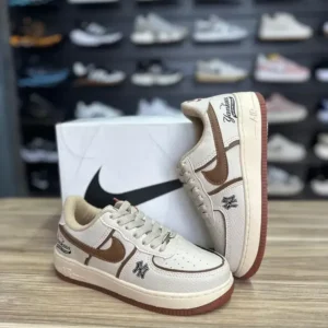 Nike Air Force Yankees