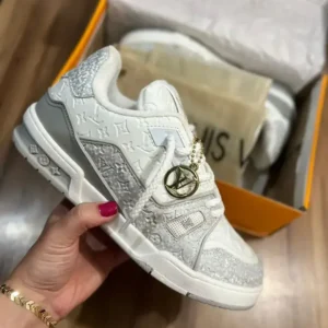 Louis Vuitton Trainer Branco Cinza