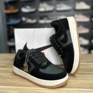 Nike Air Force Cm Preto Sola Marrom