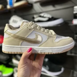 Nike Dunk Bege/branco/dourado