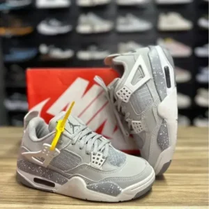 Nike Jordan 4 Cinza