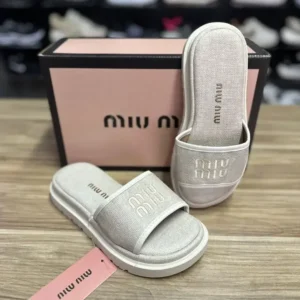 Flat Miu Miu Off White