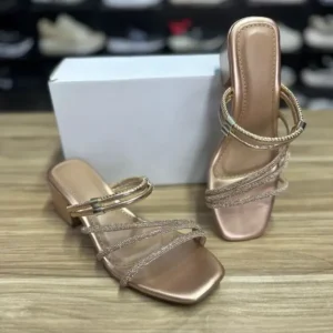 Sandalia Saltinho Strass Triplo Rose
